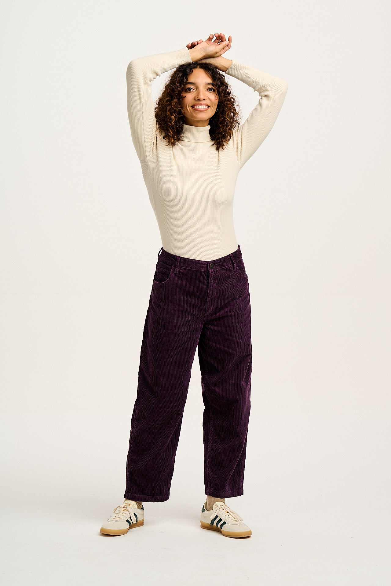Drew - Cropped Straight Leg Corduroy Trousers in Plum Perfect