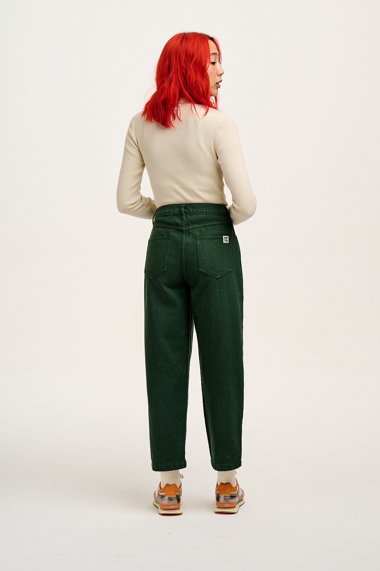 Drew - Cropped Straight Leg Denim Jeans in Posy Green