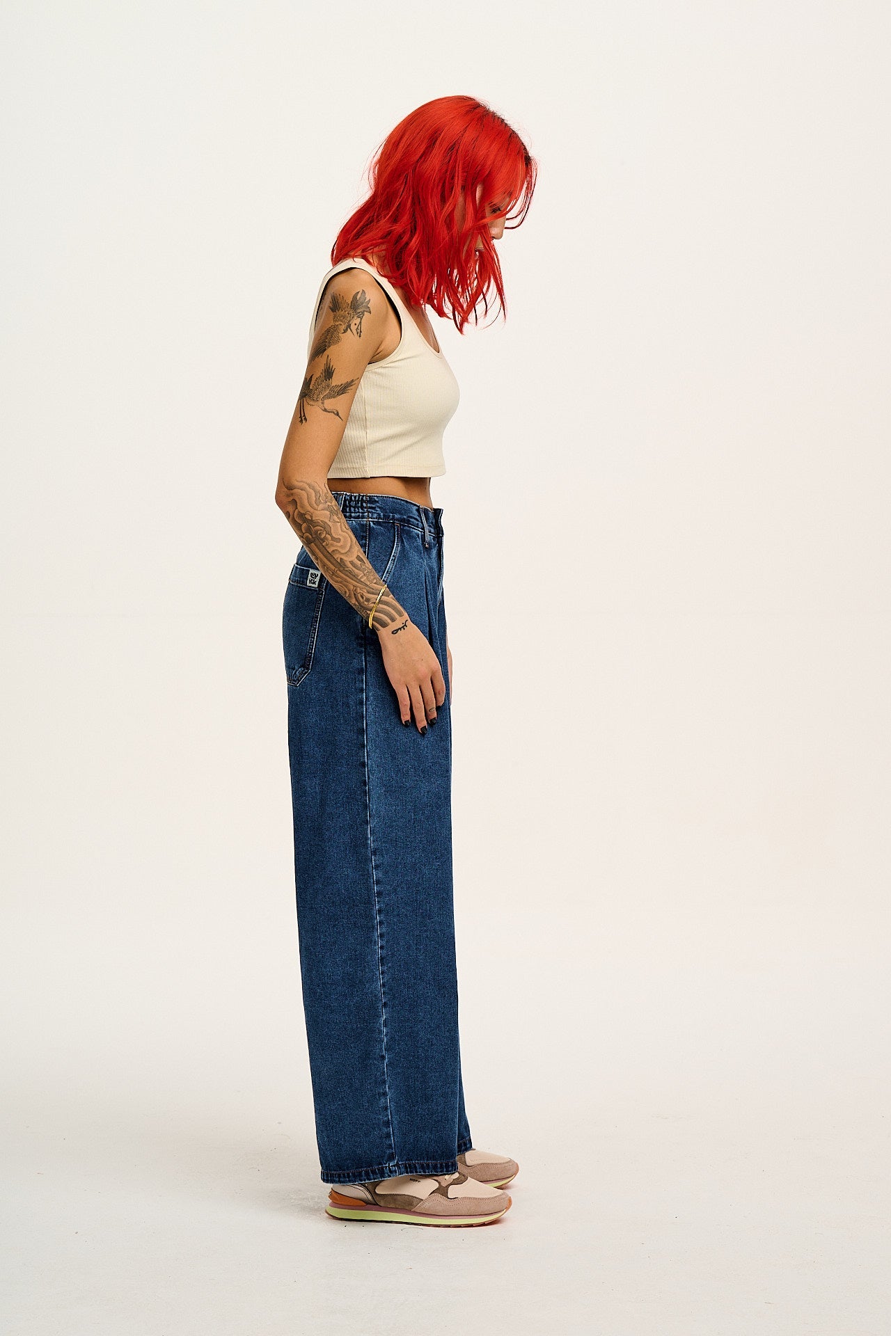 Cole - Wide Leg Denim Jeans in Mid Wash Blue