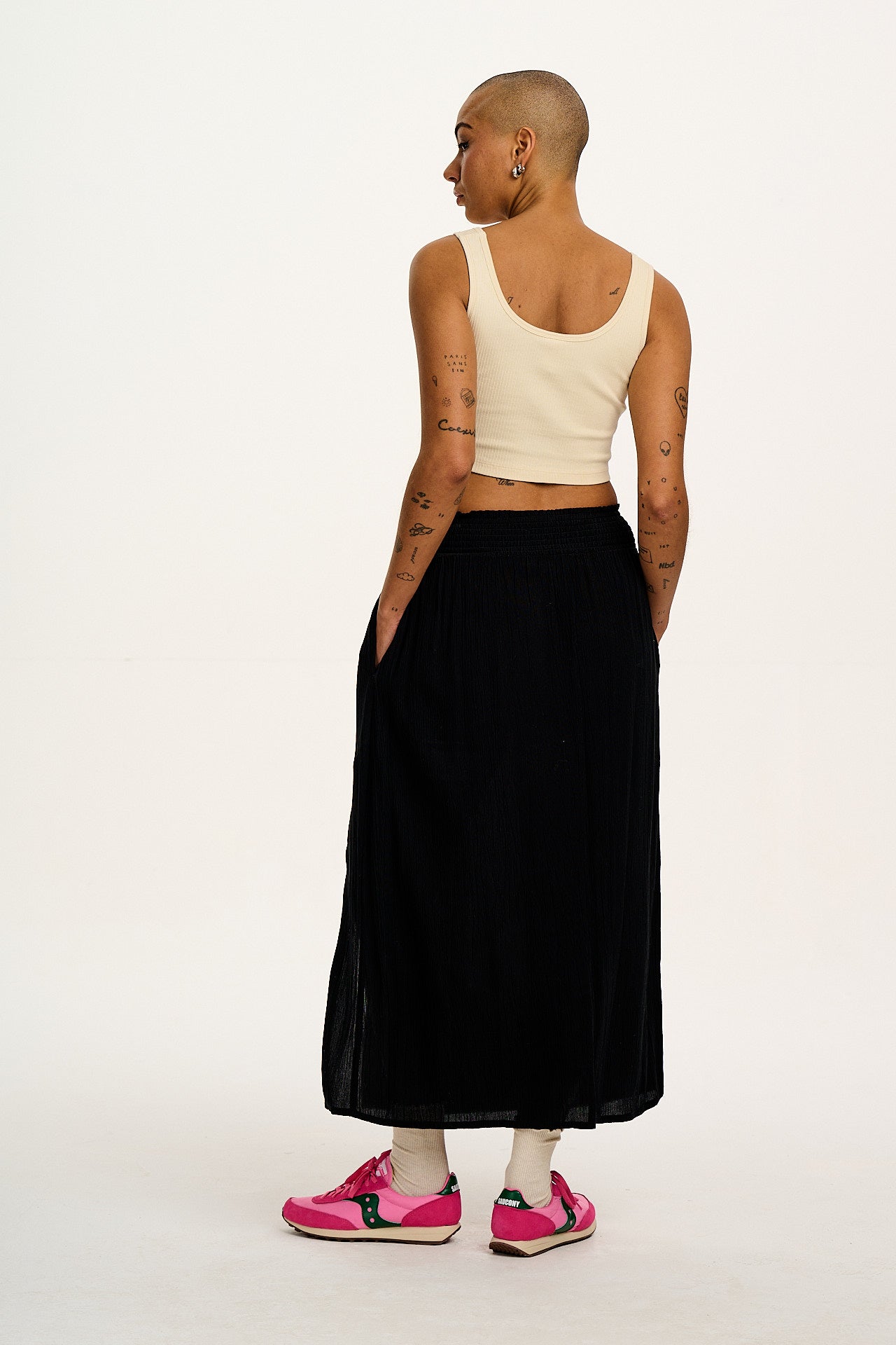 Poppy - Elasticated Waist Skirt in Black