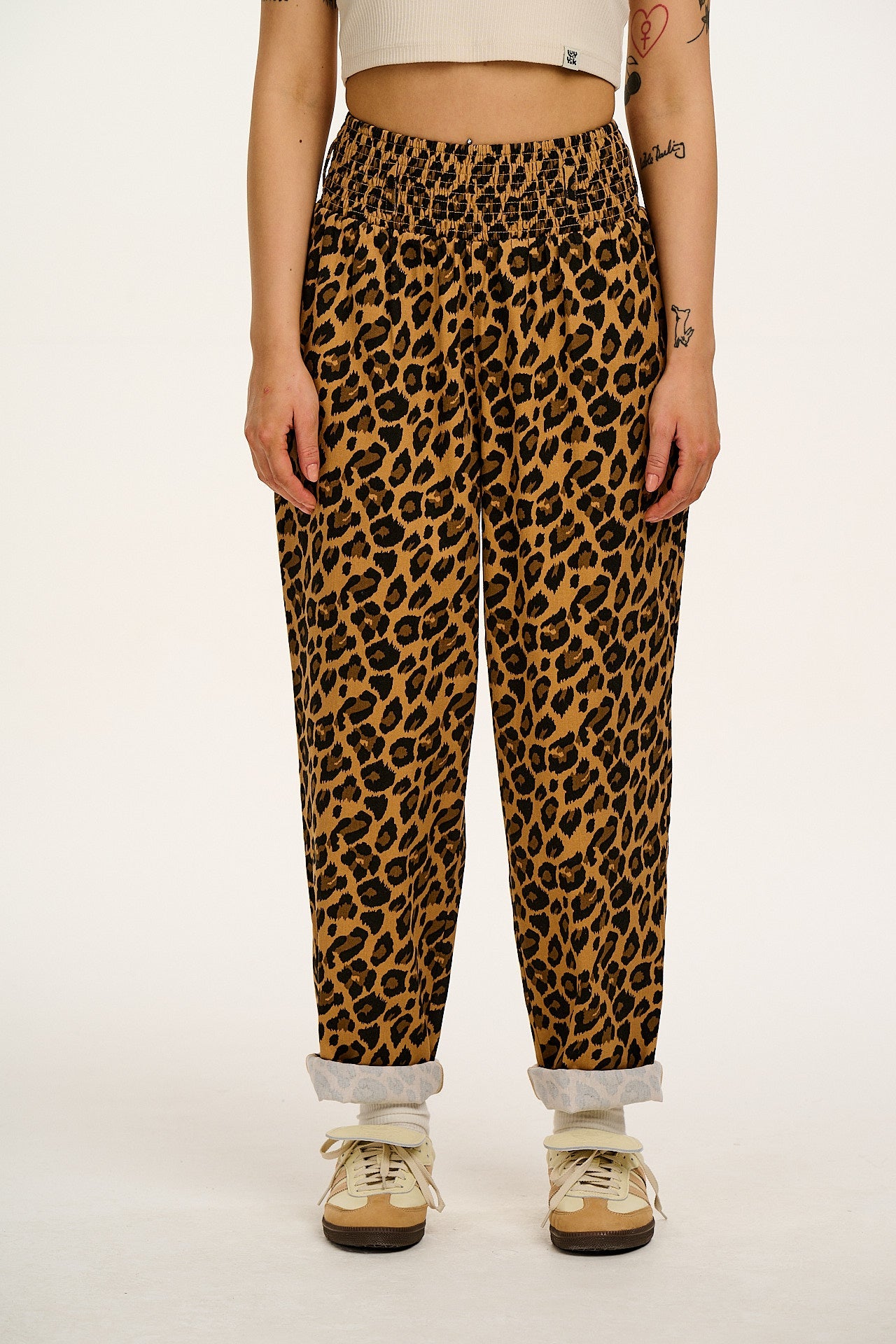 Alexa - Cotton Trousers in Leopard Print