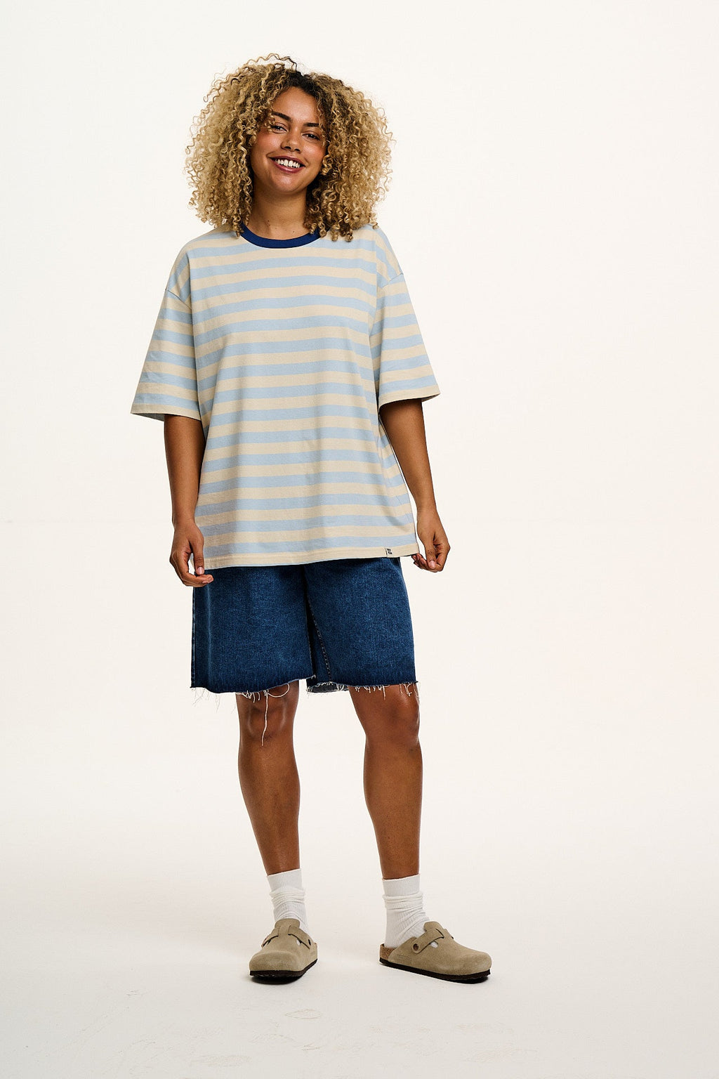 Benny - Oversized Cotton Tee in White & Blue Stripe