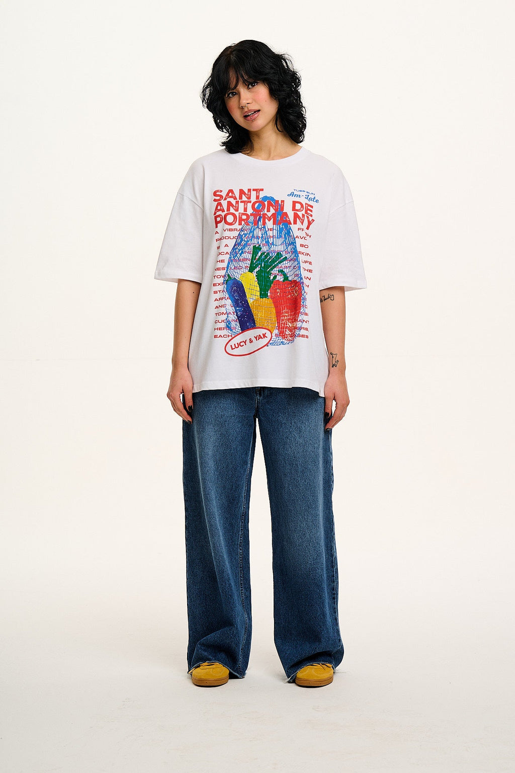 Benny - Oversized Cotton Tee in White Sant Antoni Print