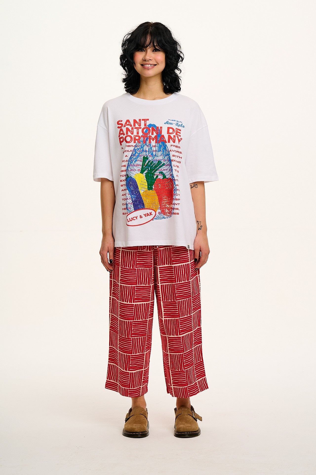 Benny - Oversized Cotton Tee in White Sant Antoni Print