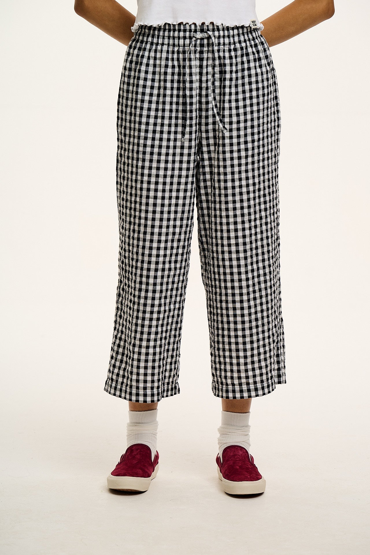 Chuck - Wide Leg Cotton Seersucker Trousers in Black & White Gingham