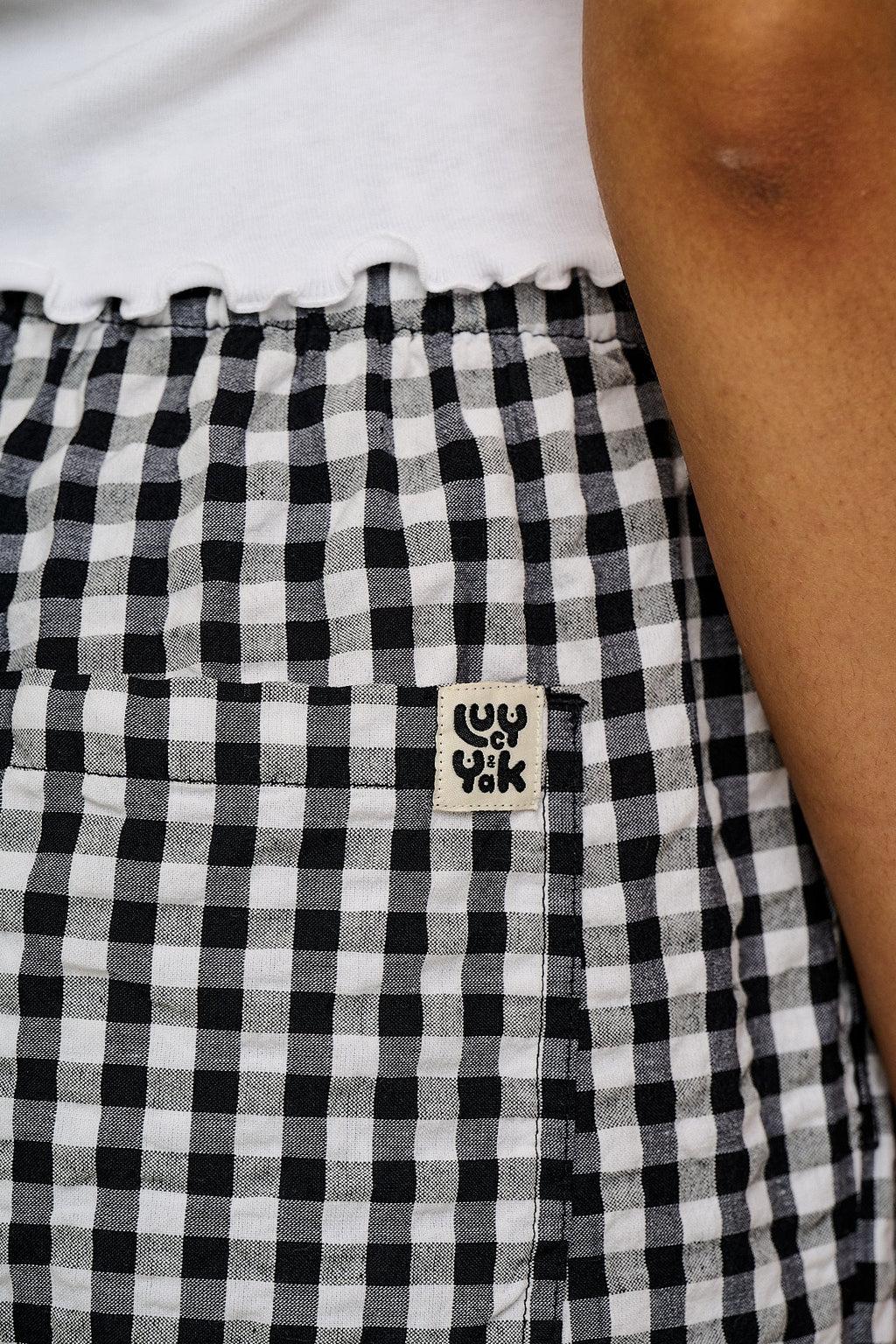 Chuck - Wide Leg Cotton Seersucker Trousers in Black & White Gingham