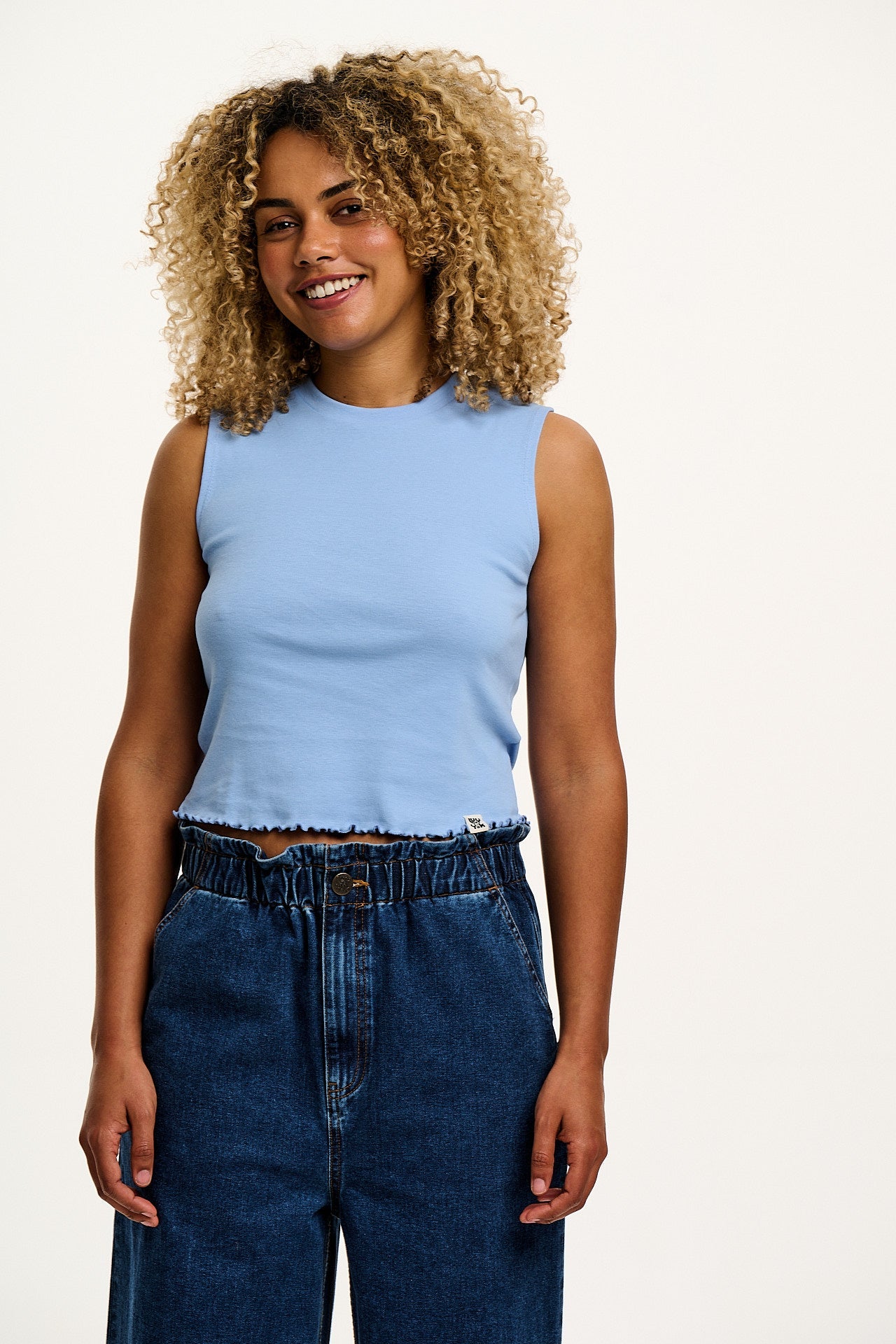 Etta - Sleeveless Cotton Tee in Blue
