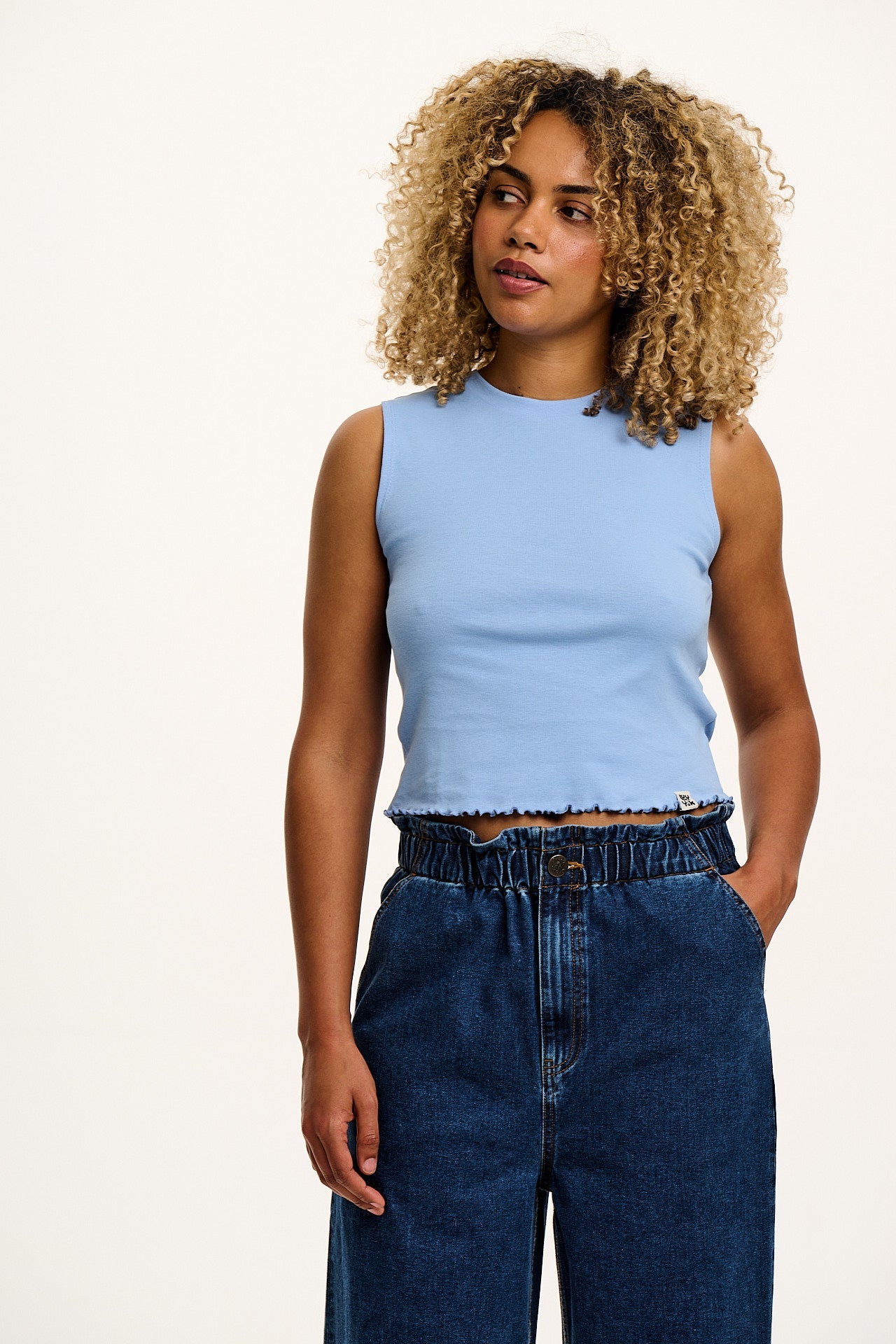 Etta - Sleeveless Cotton Tee in Blue