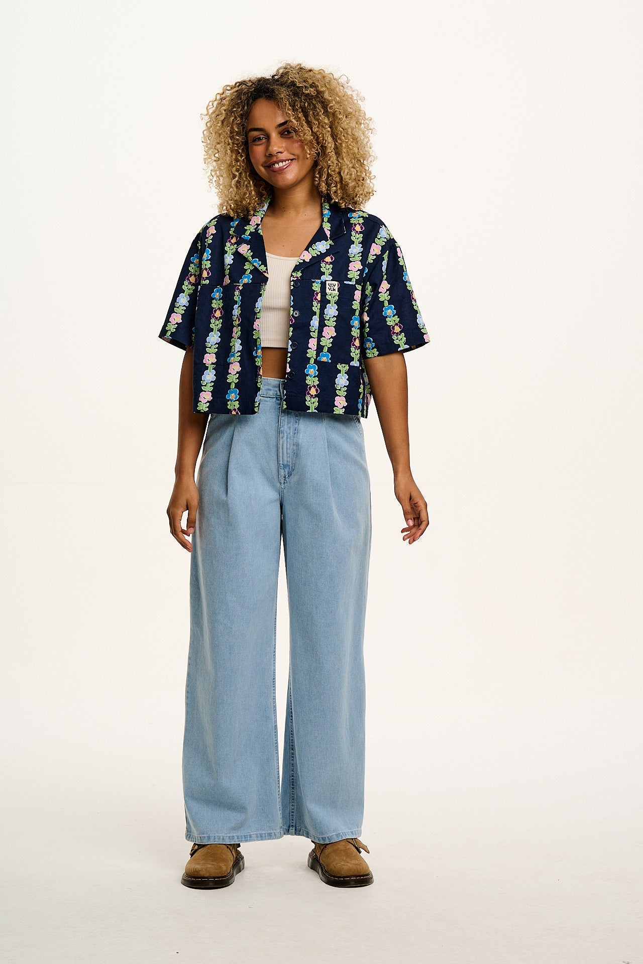 Alfie - Cotton & Linen Shirt in Navy Island Bloom Print