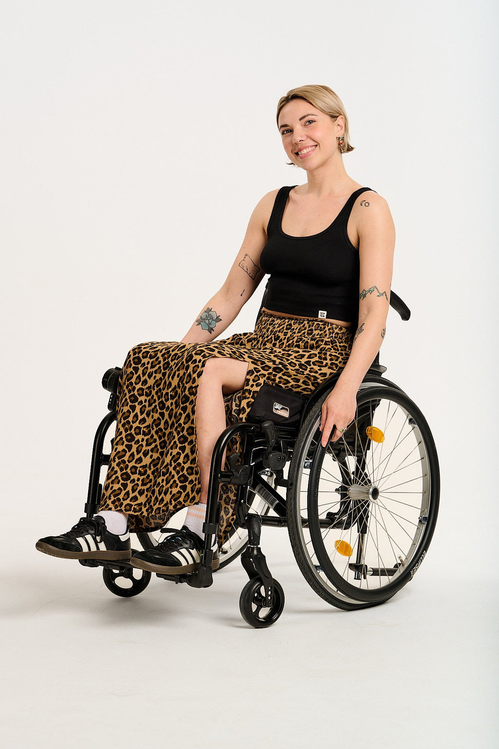 Poppy - Elasticated Waist Skirt in Leopard Print