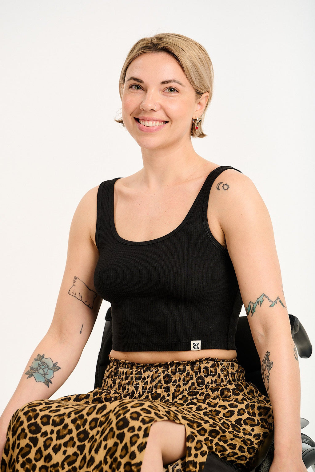 Josy - Vest Top in Black