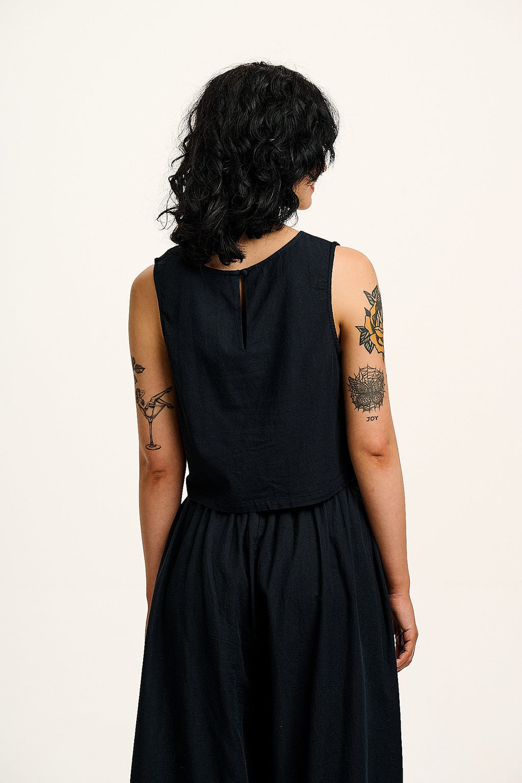 Arden - Cotton & Linen Shell Top in Black