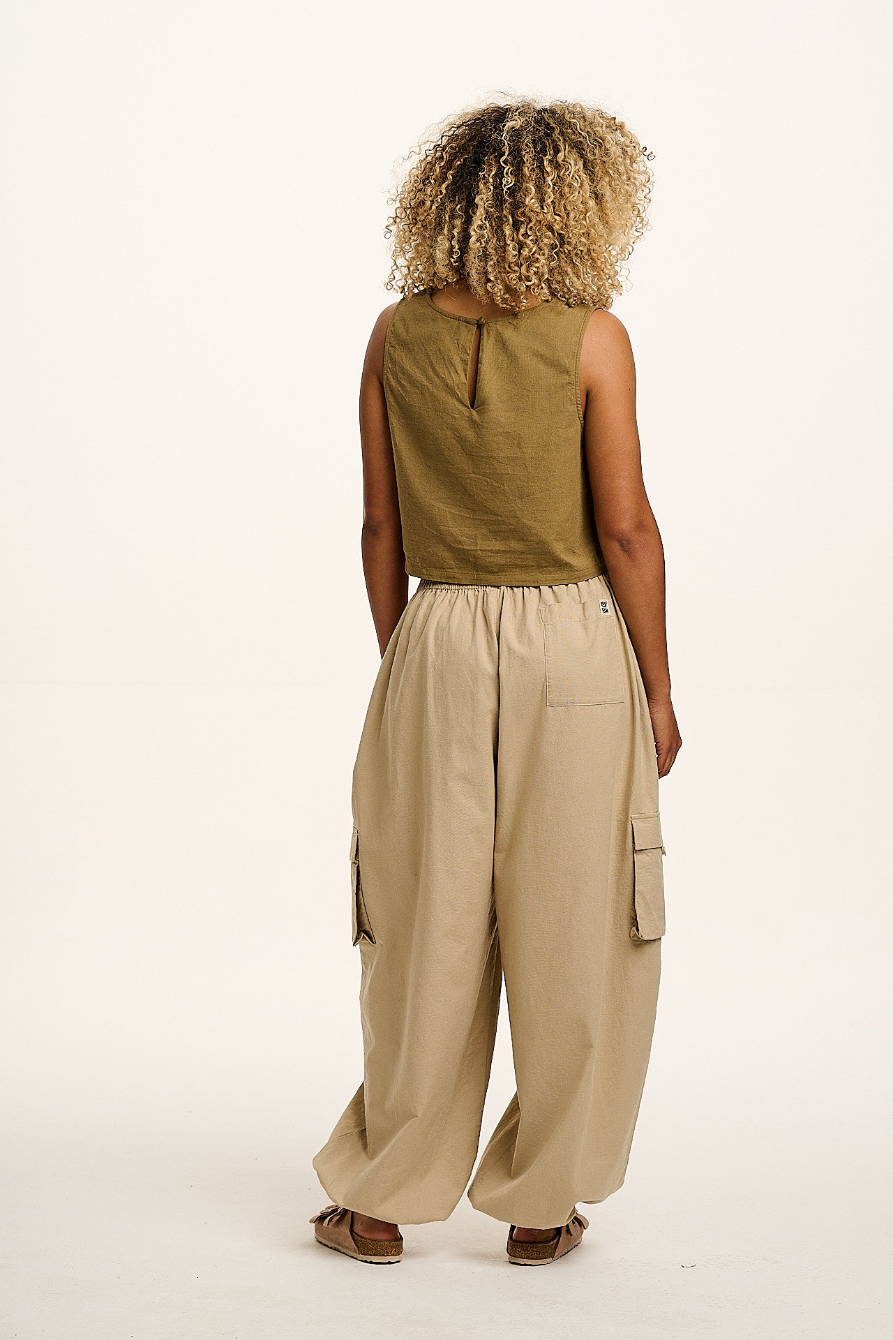 Arden - Cotton & Linen Shell Top in Khaki Green