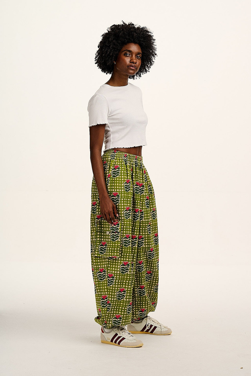 Rumi - Balloon Cotton & Linen Trousers in Blooming Green Checkerboard