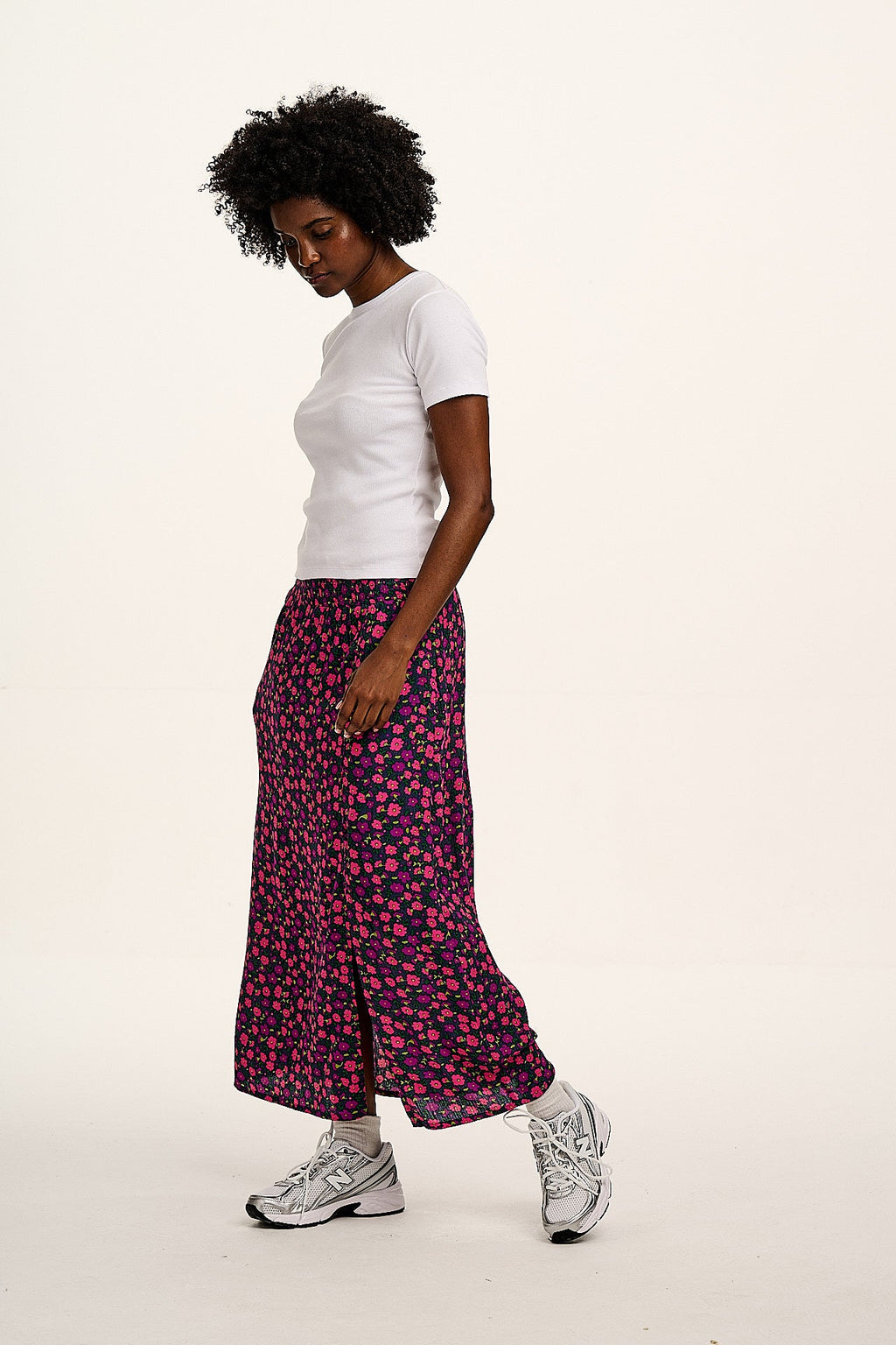 Poppy - Elasticated Waist Skirt in Purple Ditsy Floral Print