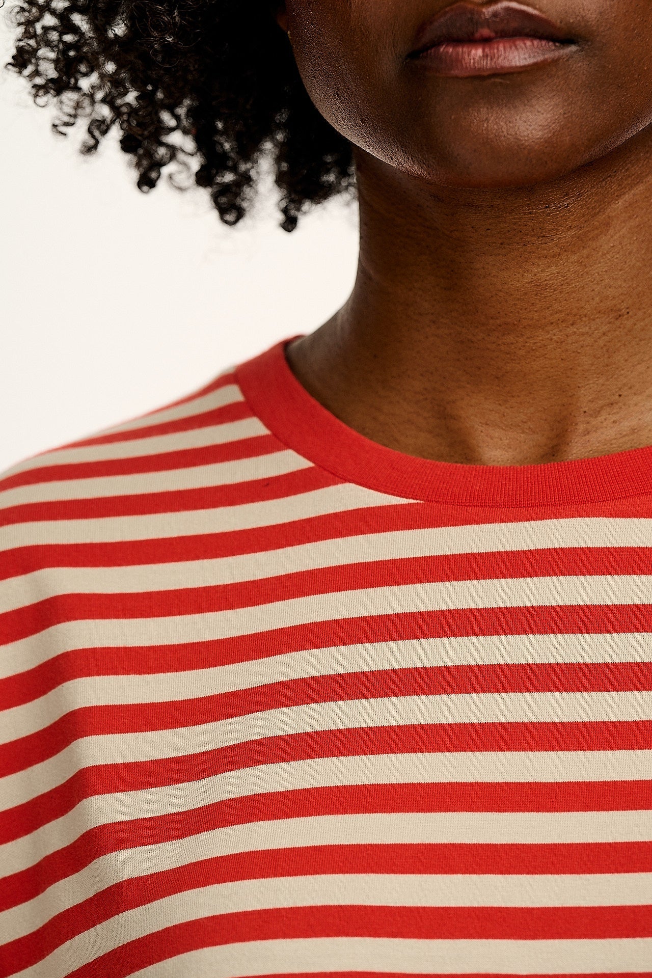 Benny - Oversized Cotton Tee in Red Stripe
