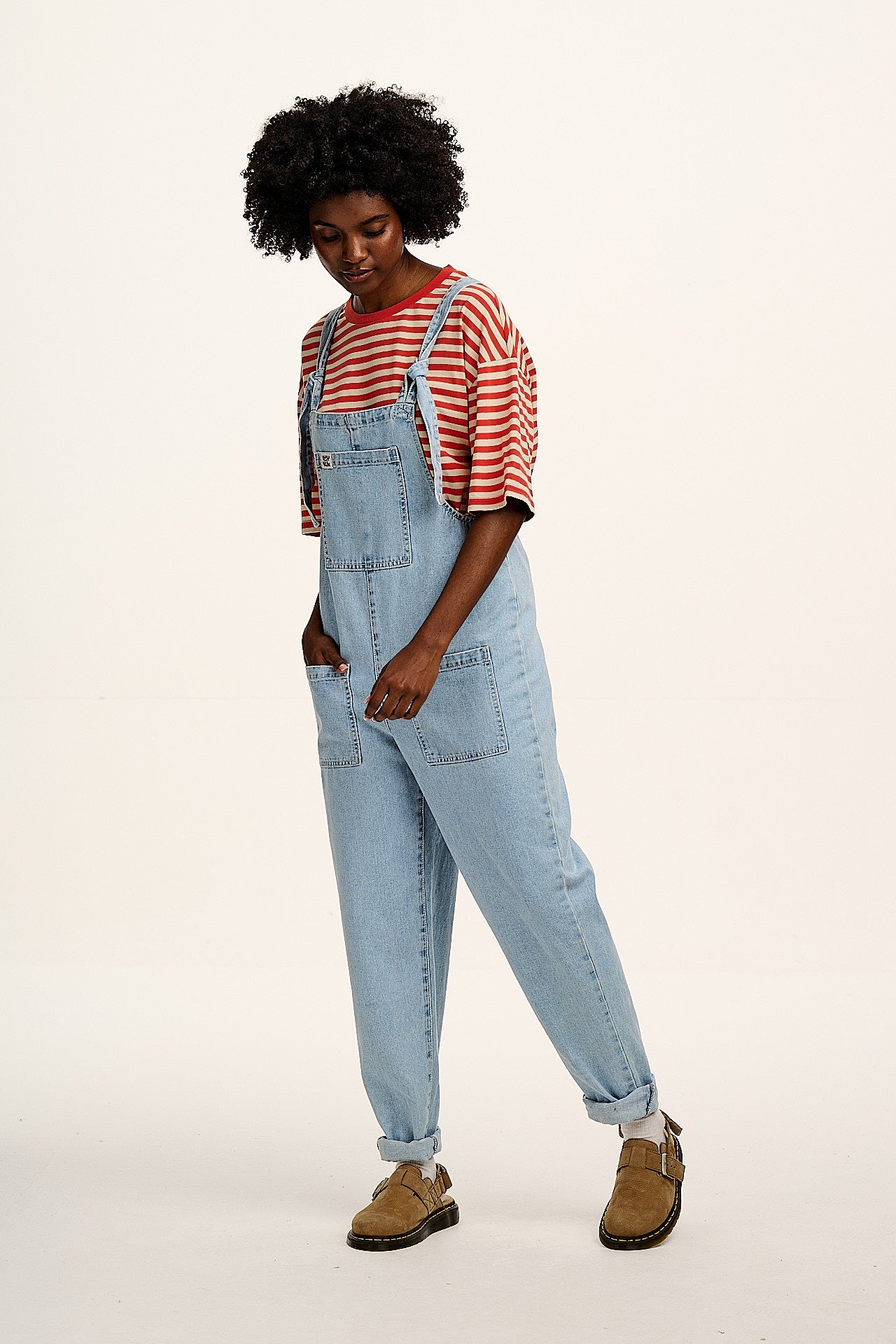 Benny - Oversized Cotton Tee in Red Stripe
