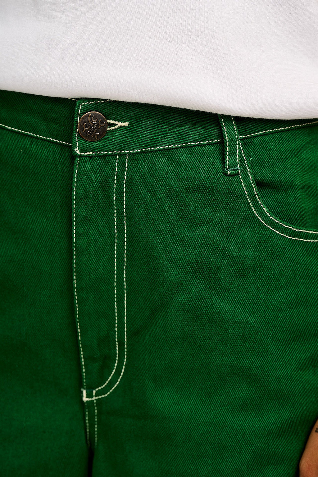 Carter - High Waisted Jeans in Green Contrast Stitch