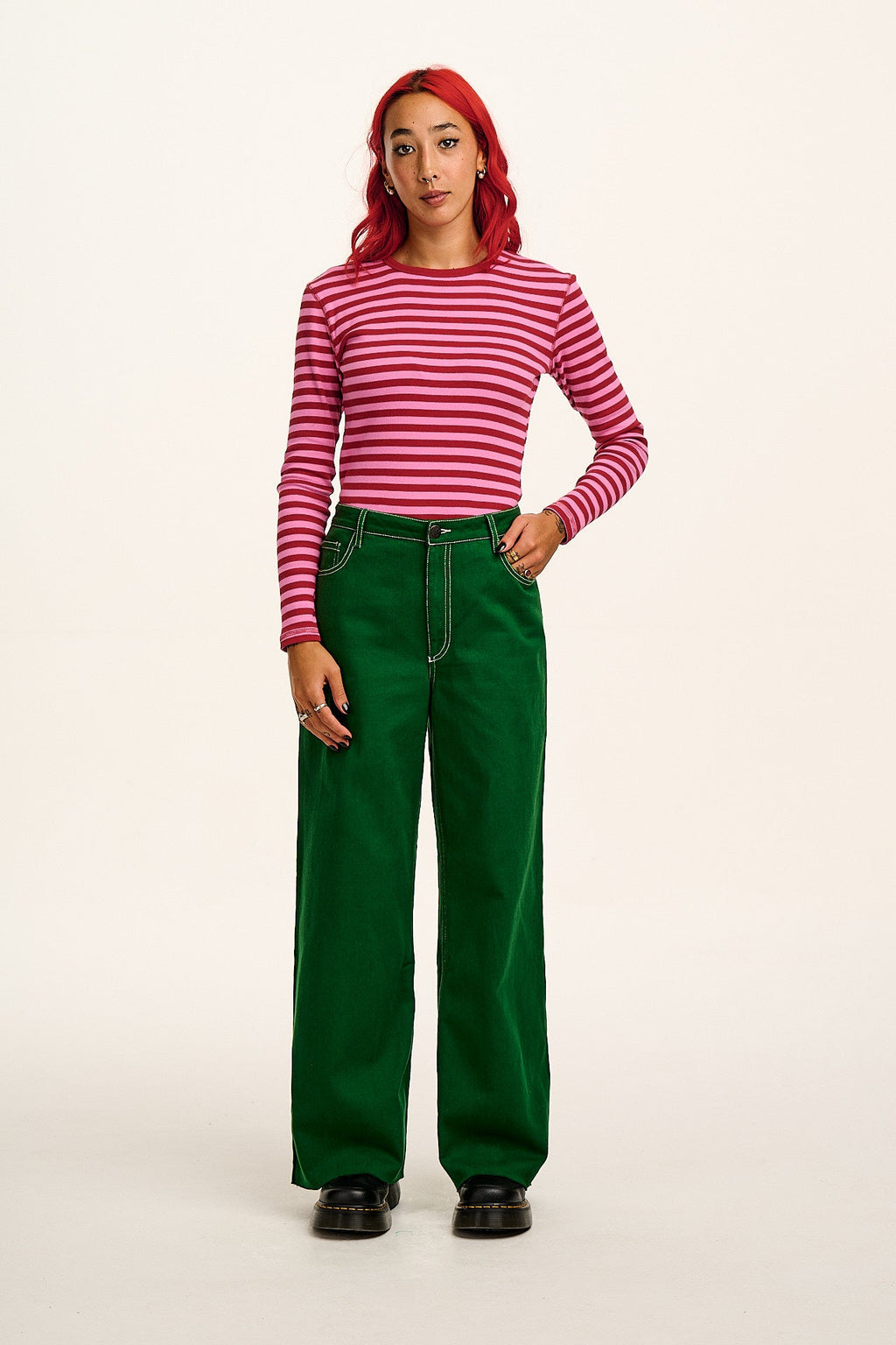 Carter - High Waisted Jeans in Green Contrast Stitch