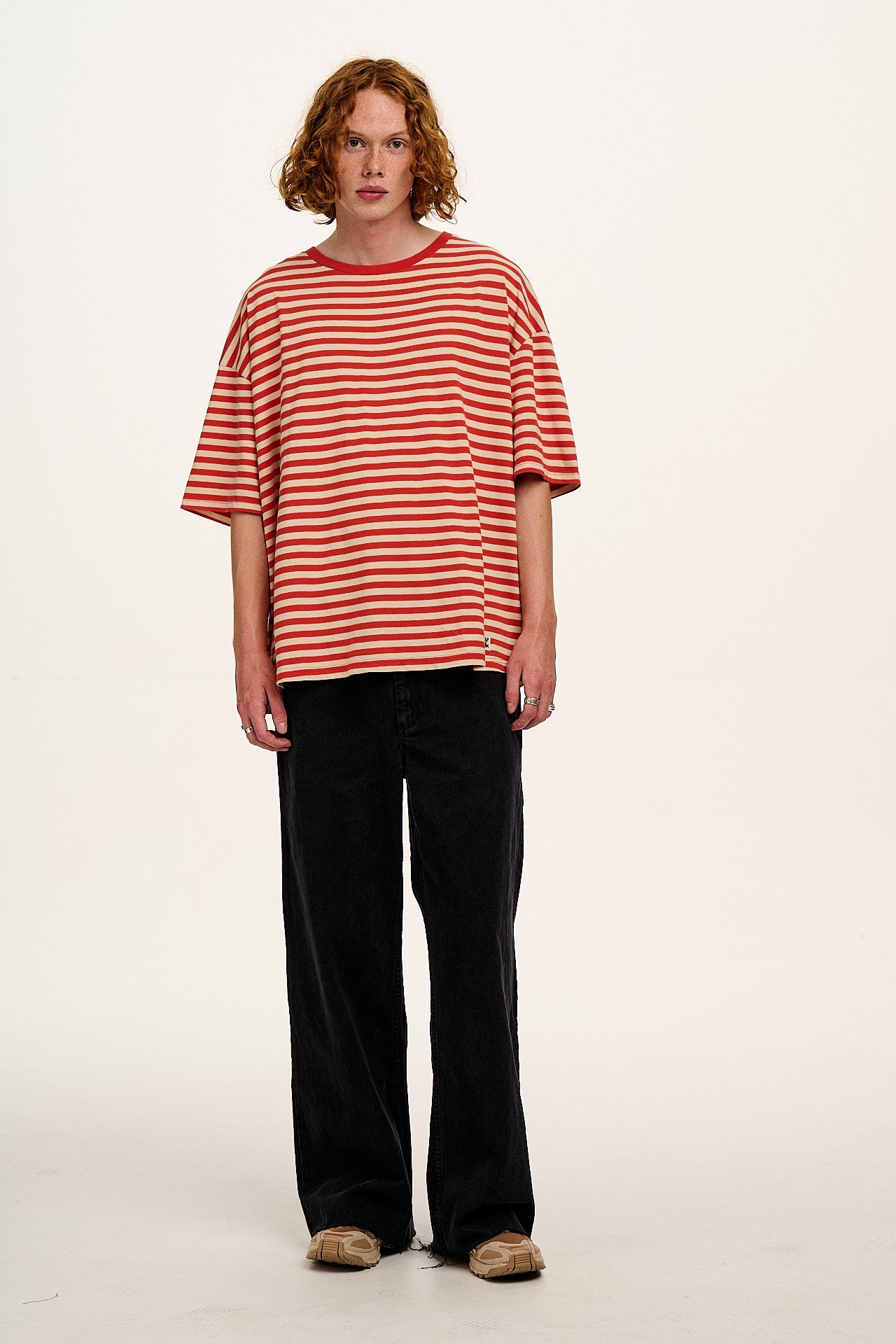 Benny - Oversized Cotton Tee in Red Stripe